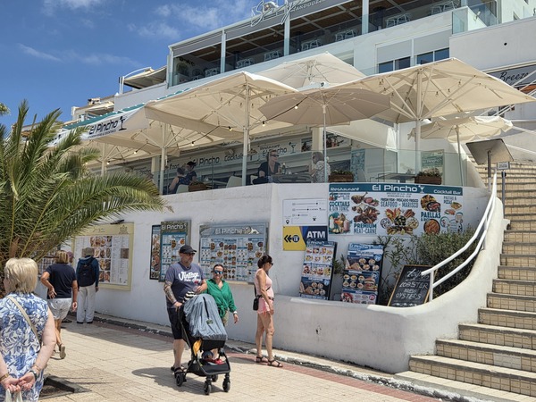 El Pincho – Restaurant & Cocktail Bar